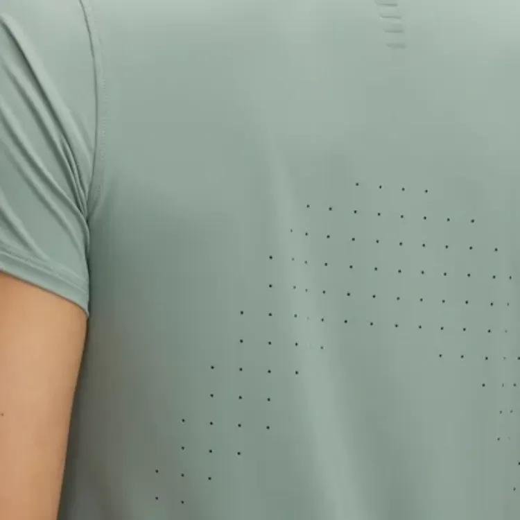 Under Armour Launch EliteIso Chill Regular T Shirt Women's Green-2