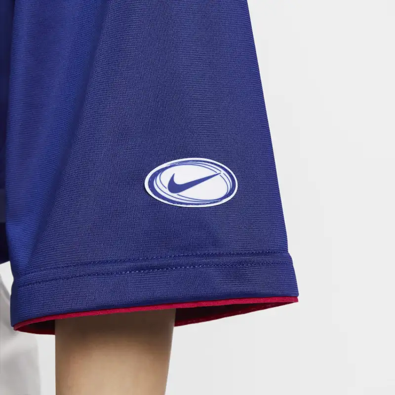 Nike Sportswear Women's V-Neck Pullover Sporty T-Shirt Blue-3