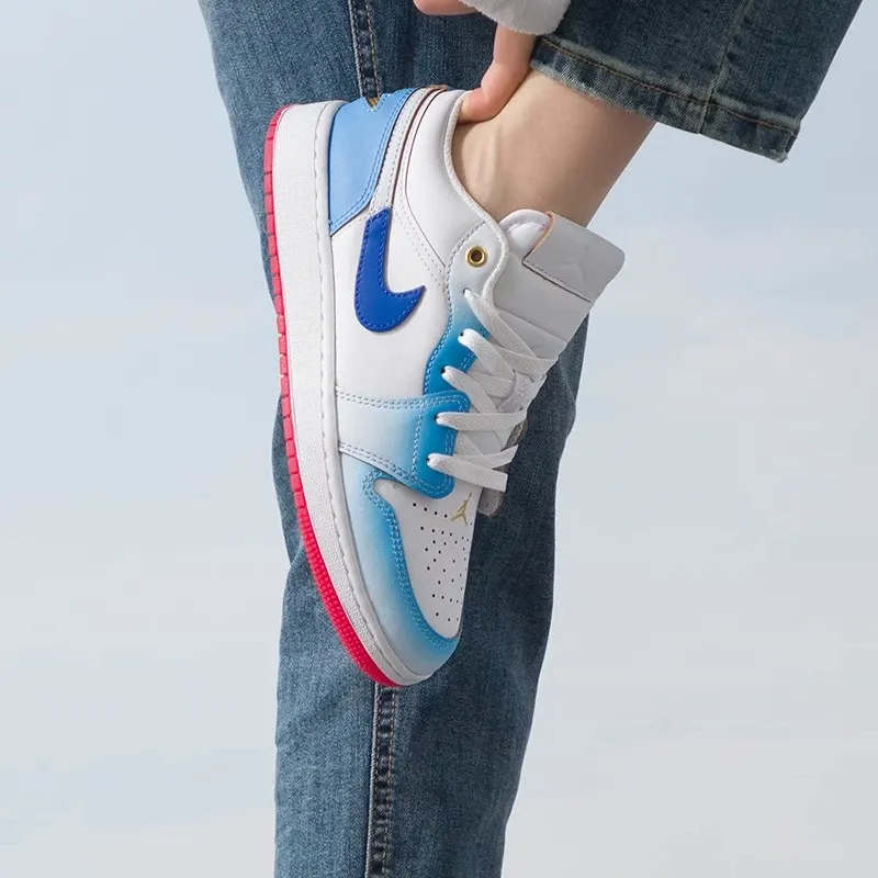 Jordan 1 Low SE University Blue Gradient GS-2