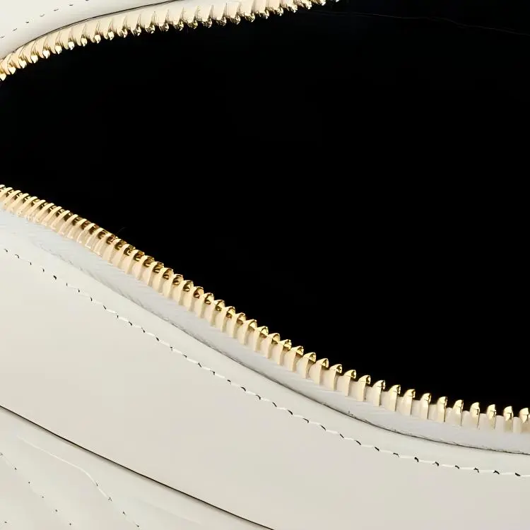SAINT LAURENT LOU Quilting Leather Camera Bag Shoulder Bag Crossbody Bag Women's White-4