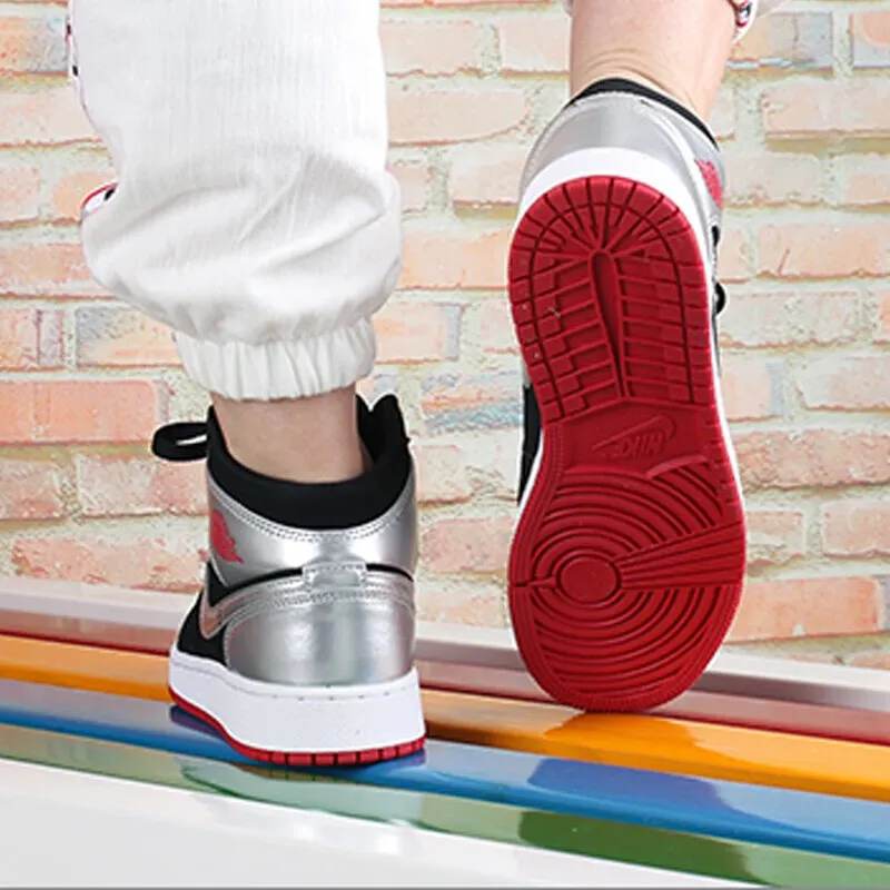 Jordan 1 Retro Mid Johnny Kilroy-3