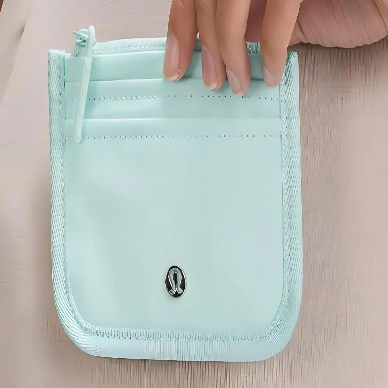 Lululemon Recycled Nylon Card Holder Regular Women's Mint-2