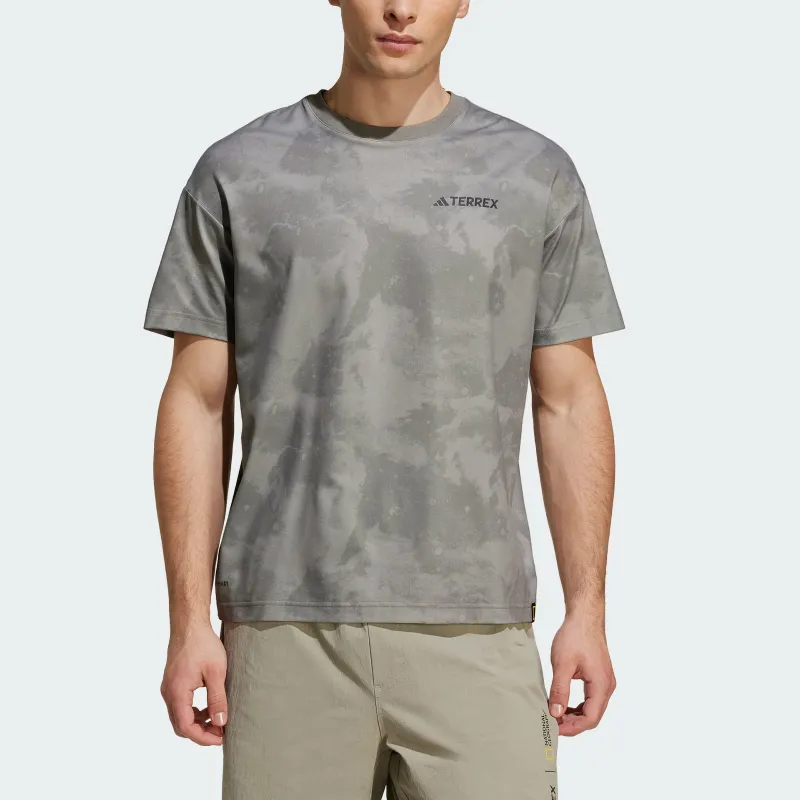 Adidas x National Geographic DisneyAEROREADY T Shirt Unisex Light Sesame Gray Umber-4