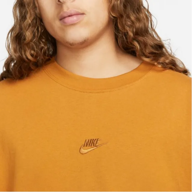 Nike Sportswear Essentials Series T Shirt Men's Saffron-4