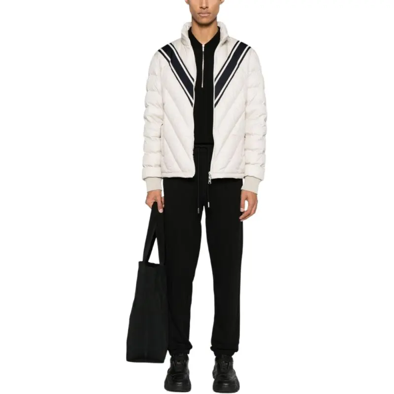 Moncler Barrot Short Down Jacket-3