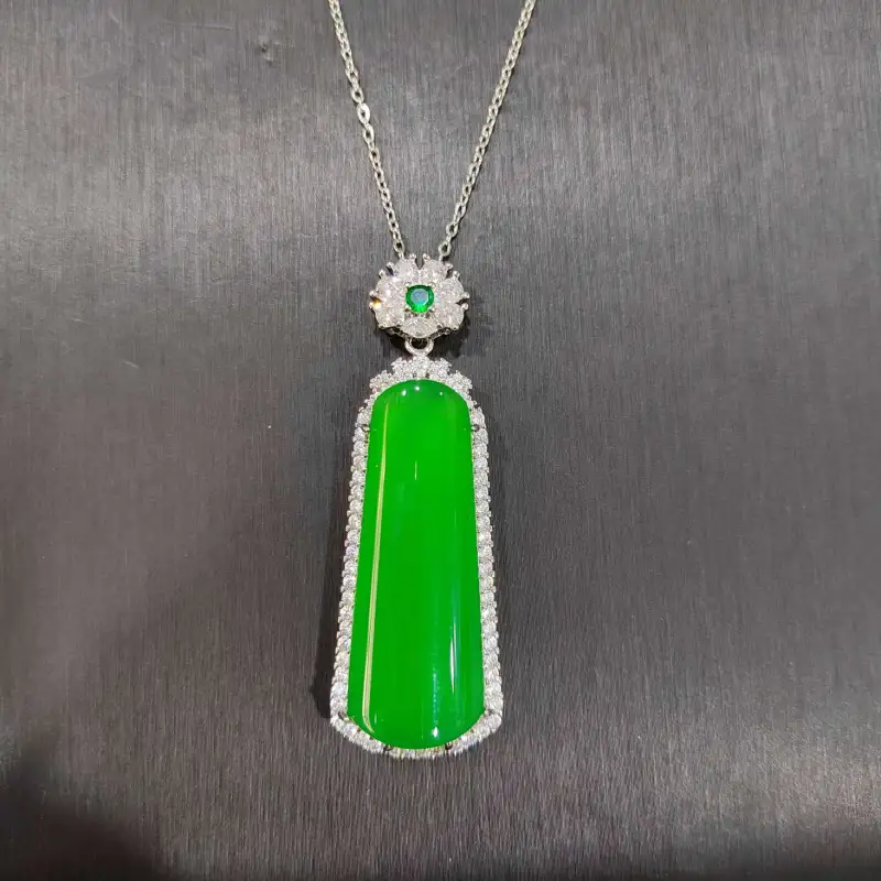 Gifts Chalcedony Jade Necklaces Unisex-7