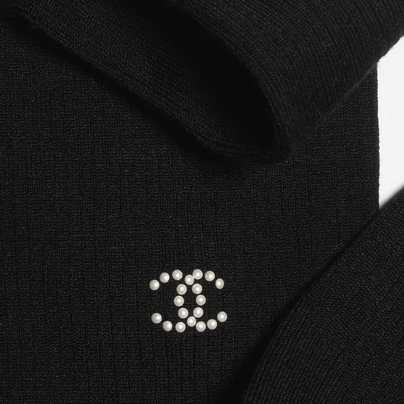 CHANEL Knee High Socks Women's Black-2
