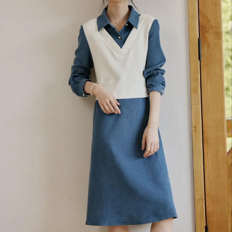 Still Quiet Long Sleeved Dresses Women's Blue-3