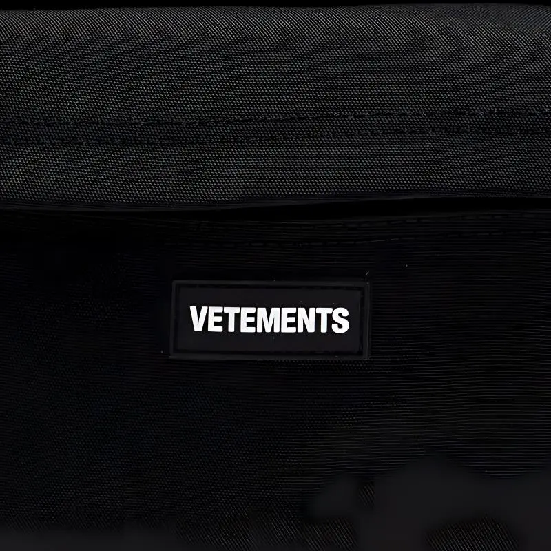 Vetements Logo-appliqué Backpack-3