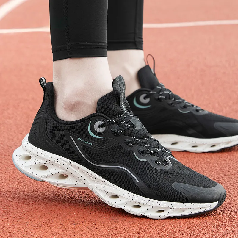 XTEP Cushioning Anti Slip And Wear Resistant Breathable Support Low Top Running Shoes Men's Black-2