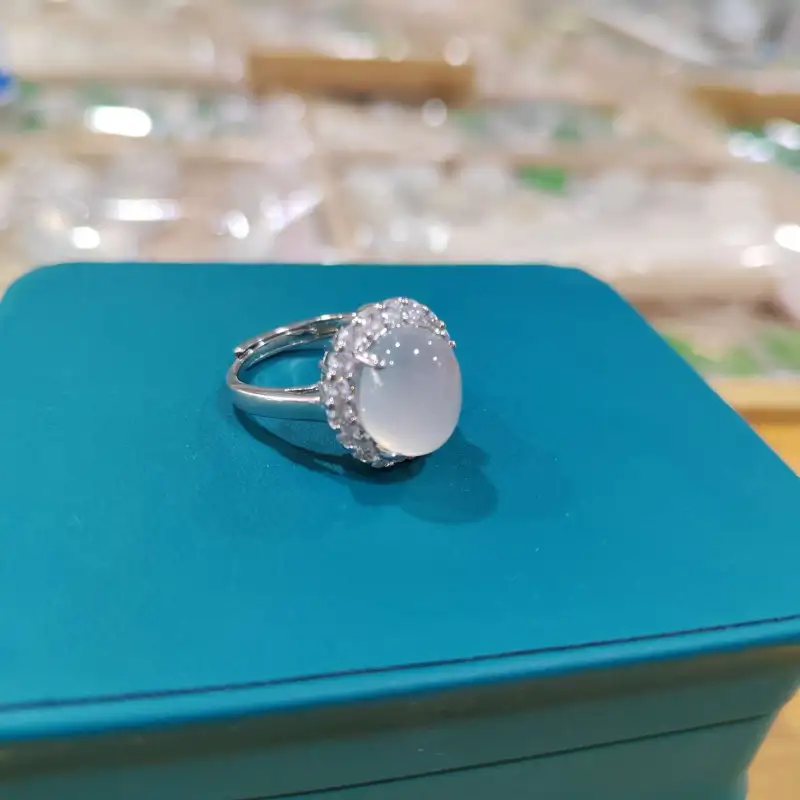 Gifts Chalcedony Jade Rings Unisex-1