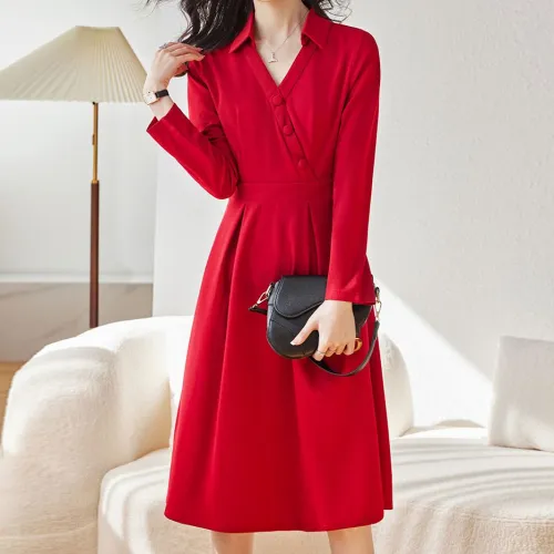 Fele.d Long Sleeved Dress Women's Burgundy