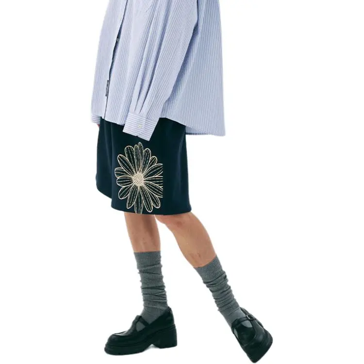 MARDI MERCREDI SS25 OVERSIZED SWEAT BERMUDA FLOWER_NAVY CREAM Casual Shorts Korean Style Women's Marine Cream-6
