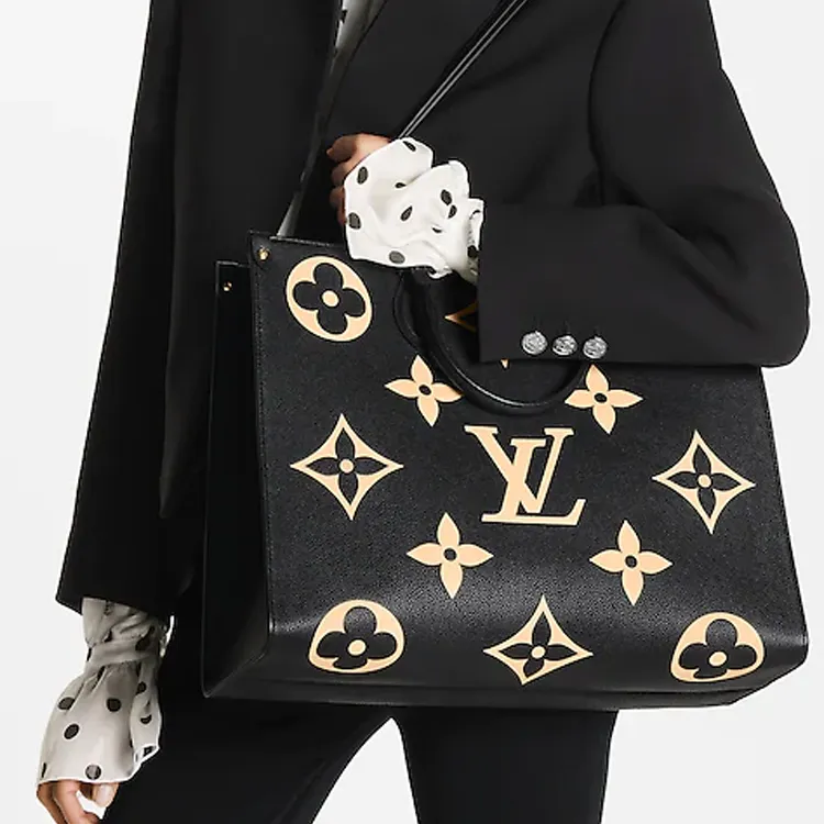 LOUIS VUITTON M45779 OnTheGo Gm-5