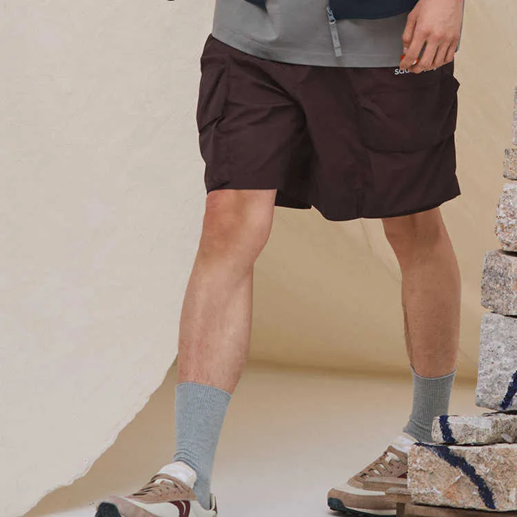 Saucony Cargo Shorts Unisex Burgundy-4
