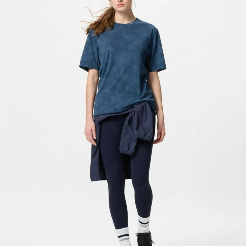 UNIQLO T Shirt Unisex Navy Blue-3