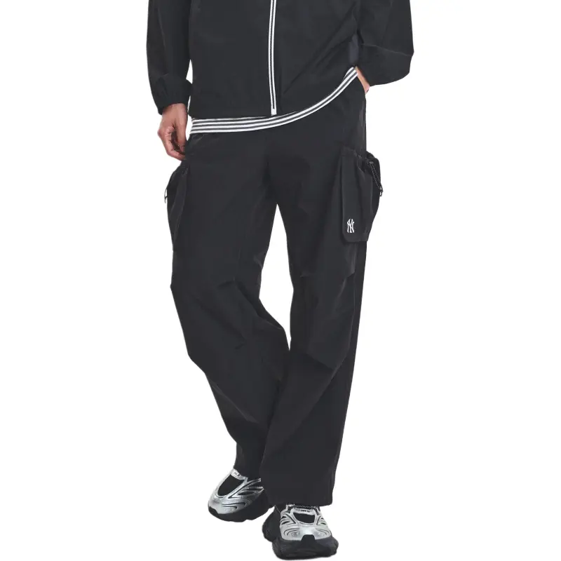 MLB Basic New York YankeesGofcore Cargo Pants Unisex Black-4