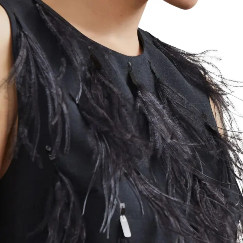 Brunello Cucinelli Feather Detailed Sleeveless Crewneck Top-5