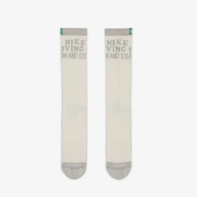 Nike Unisex Mid Calf Socks-1
