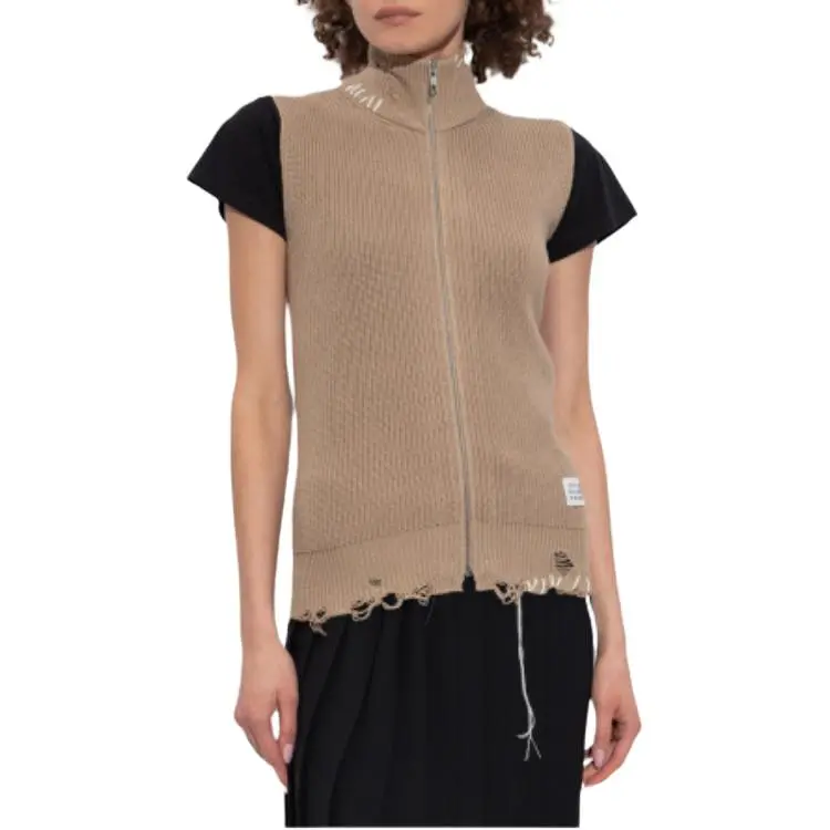MM6 Maison Margiela Logo Patch Distressed Vest-3