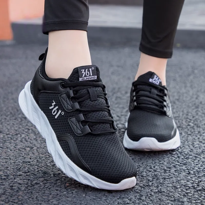 361° Slip Resistant Breathable Low Top Running Shoes Women's Black White-5