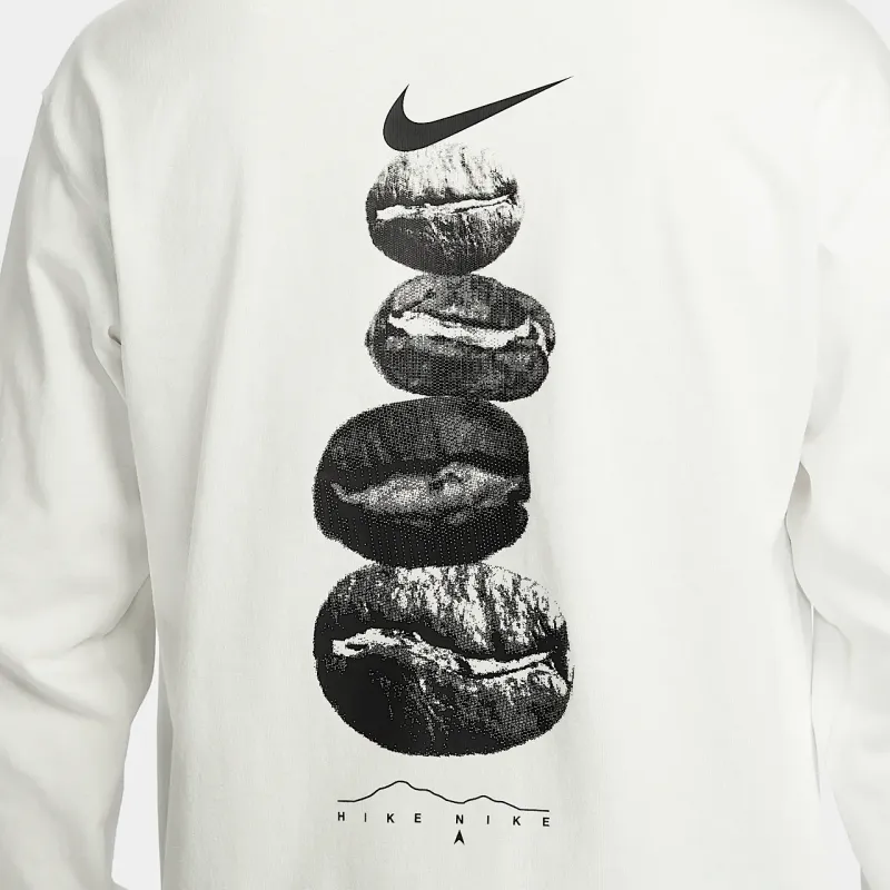 Nike Sportswear Premium T Shirt Men's Mountain Peak White-4