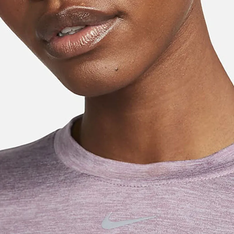 Nike T Shirt Women's Pink Purple-4