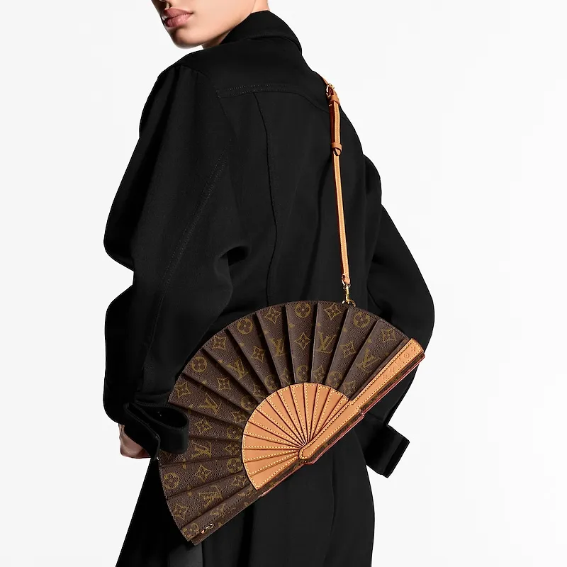 LOUIS VUITTON Lv Fan-5