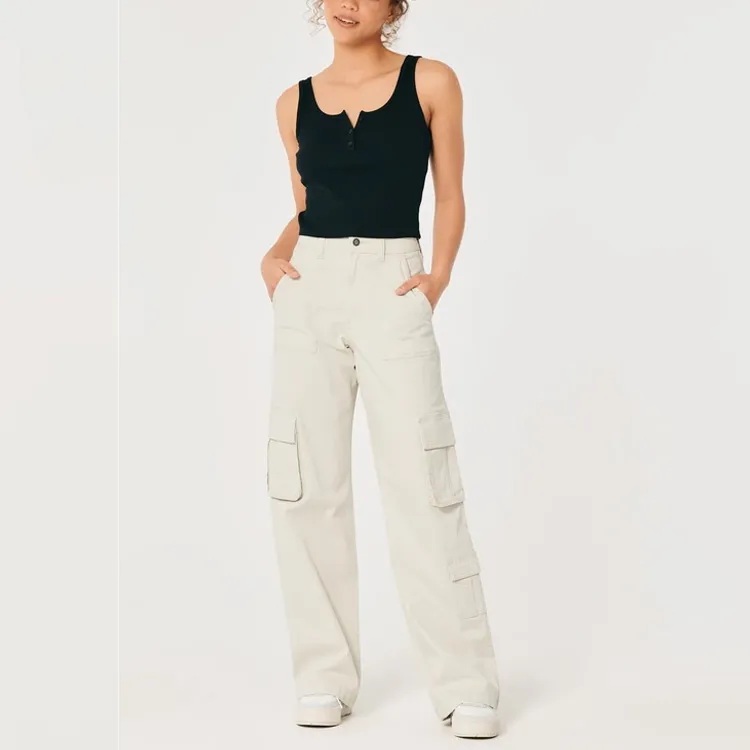 Hollister FW23 Cargo Pants Women's-1