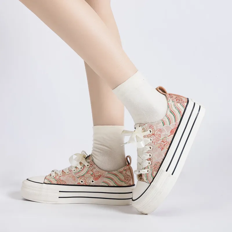 Warrior Abrasion Resistant, Lightweight, And Breathable Low Top Skateboard Shoes Women's Beige Gold-3