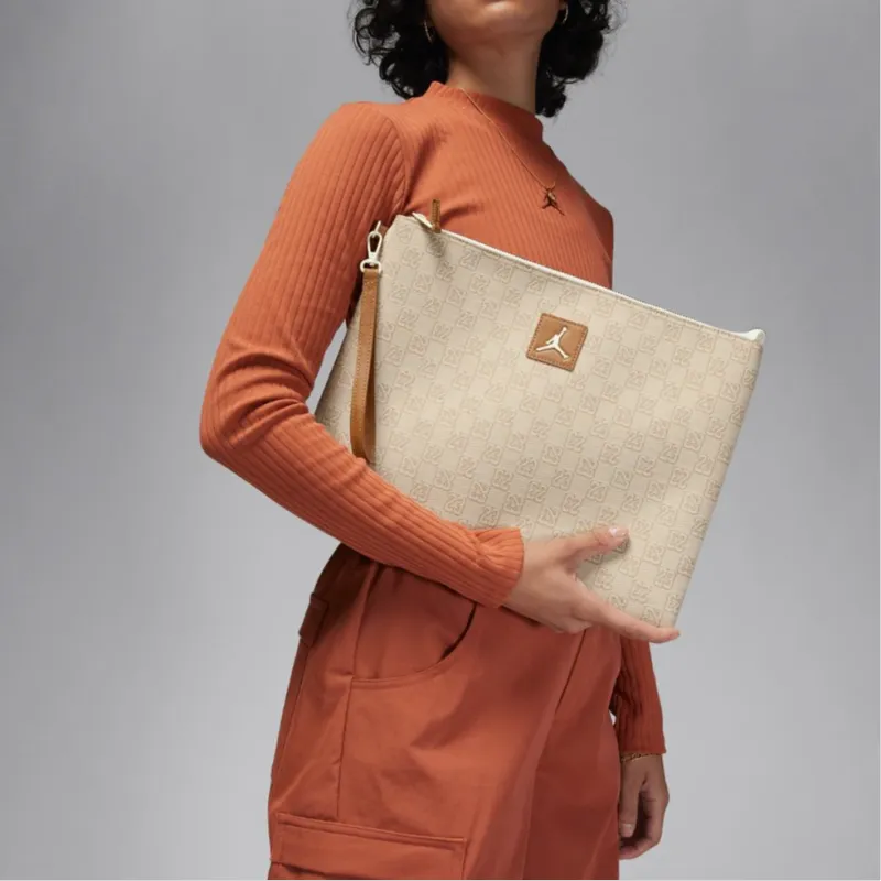 JORDAN Monogram Pouch 0.98L Coconut Milk-3