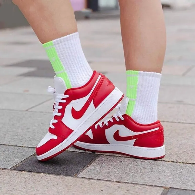 Jordan 1 Low Gym Red White GS-2