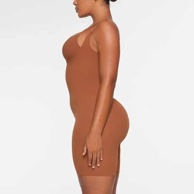 SKIMS SEAMLESS SCULPT BUTT LIFTING OPEN BUST BODYSUIT Bodysuits Women's BRONZE/Bronze-4