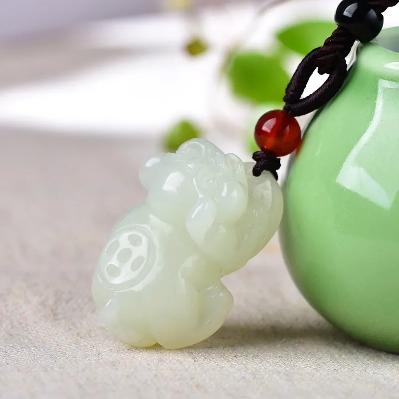 TAMINA Pendants Pale Greenish White Jade Unisex-4