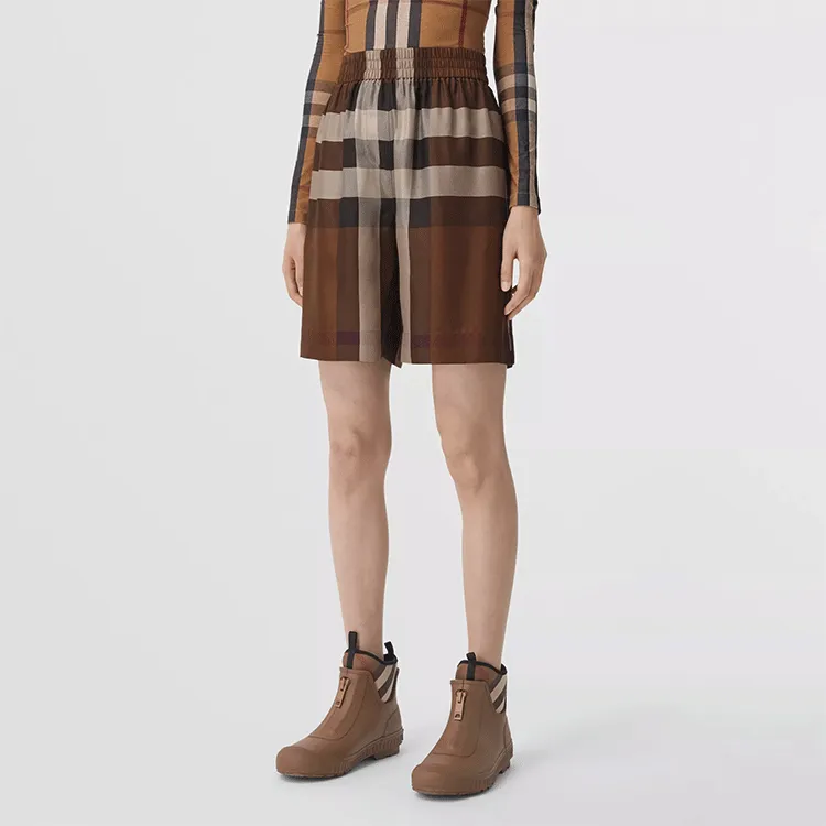 Burberry High waisted Checked Shorts-3