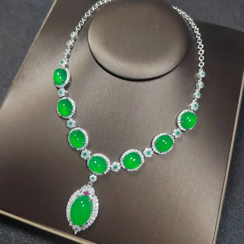 JUNWEN Chalcedony Necklaces Women's-4