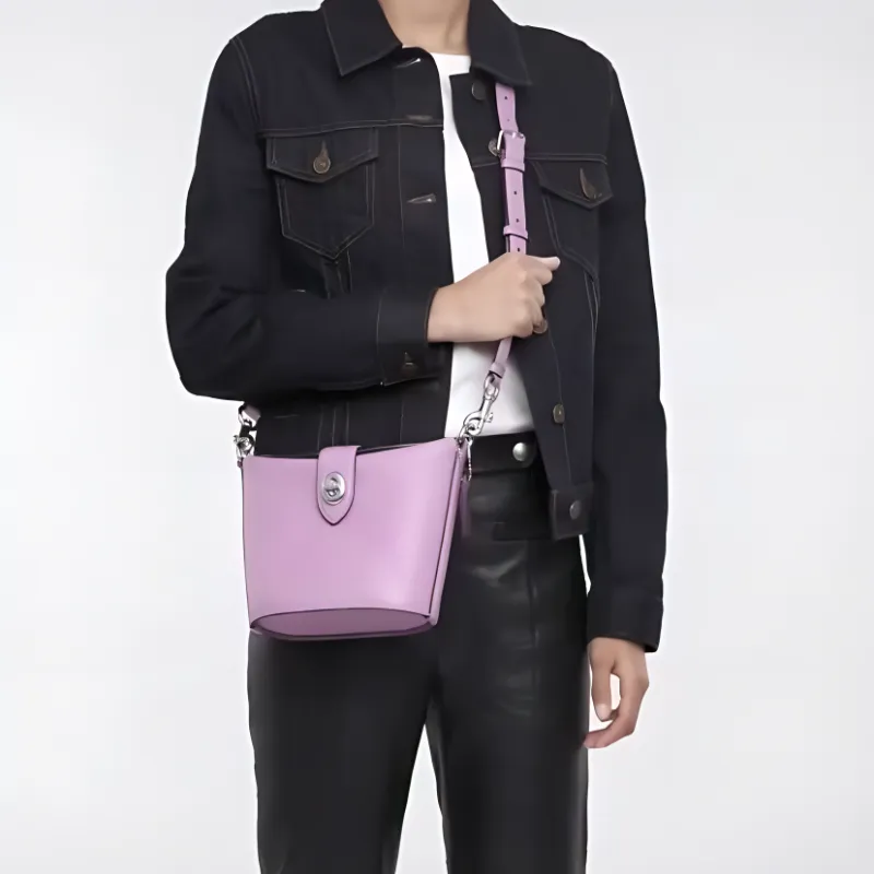 COACH Pebble Texture Cow Leather French Fries Bag, Shoulder Bag, Crossbody Bag Women's Lavender Purple-4