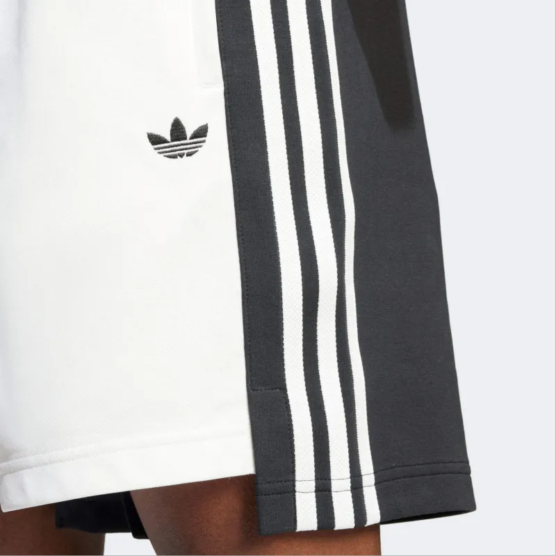 Adidas Originals R3CD Shorts-4