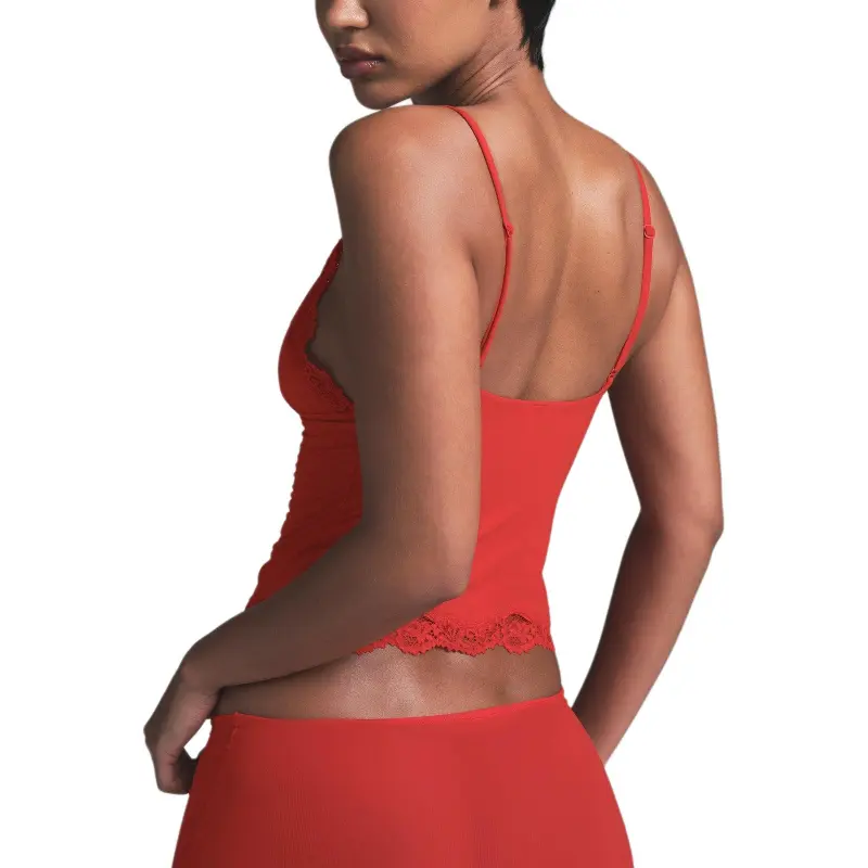 SKIMS Valentine's Day Collection SS25 FITS EVERYBODY LACE TRIANGLE CAMI Camisole Women's CAYENNE/Cayenne-1