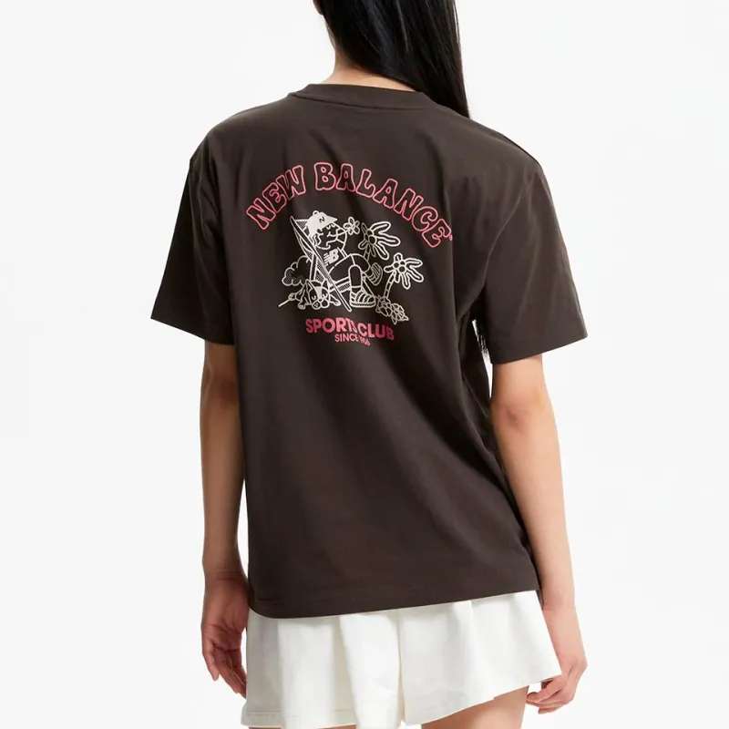 New Balance UNI NB BOYSEMI OVER FIT SPORTS CLUB SINCE 1906 T Shirt Unisex 85 Brown-3