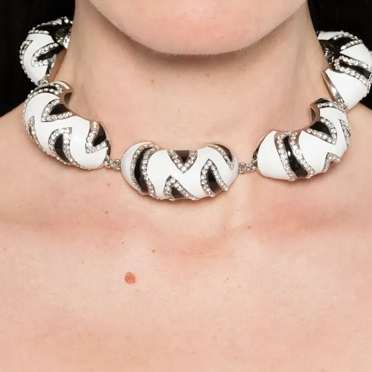 Jacquemus The Zebra Necklace-2