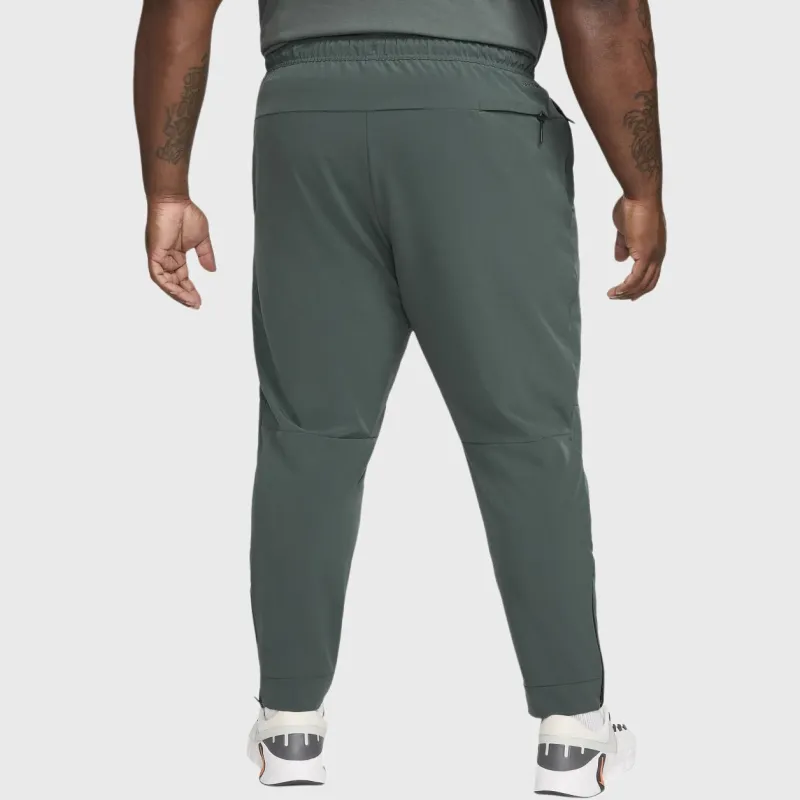 Nike Unlimited Men's Dri-FIT Zippered Cuff Versatile Pants-3