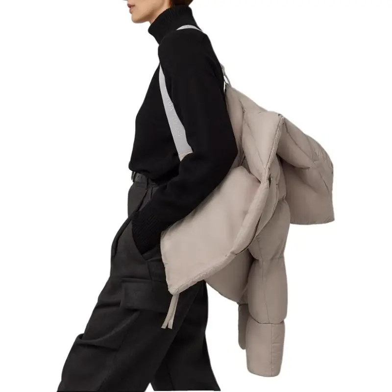 Canada Goose Rhoda Buttoned Puffer Jacket-3