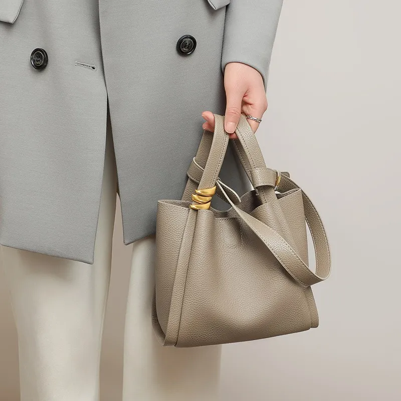 NIUMJ Handbags-5