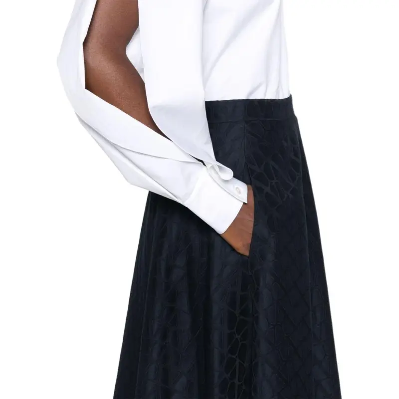 Valentino All Over Logo Patterned Pleated Skirt-4