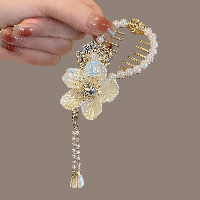 Elegant Pearls Hair Clip-3