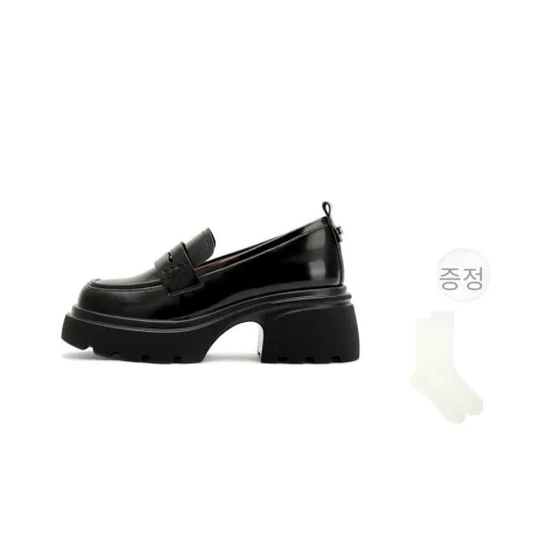 TOOMANYSHOES 티 브레이크 파티 로퍼 여성 블랙