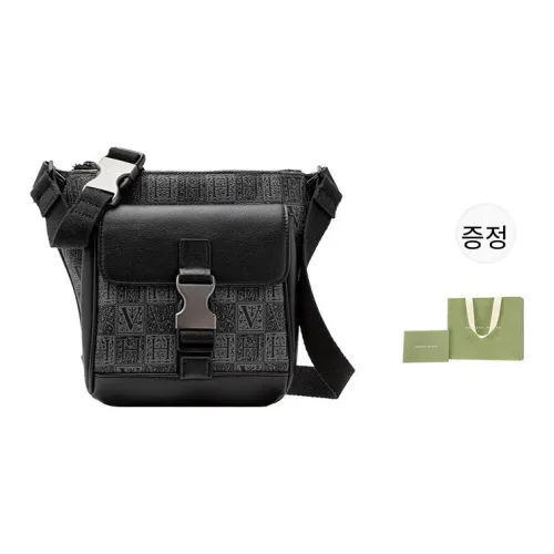 VANESSA HOGAN 모노그램 슬링백 블랙 남성