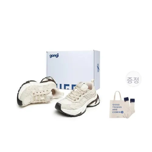 GONGJI 충격 흡수 미끄럼 방지 통기성이 좋은 로우탑 청키 스니커즈 남녀공용 아이보리 베이지