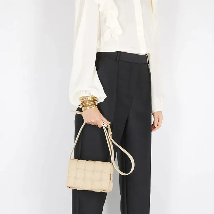 Bottega Veneta Cassette Shoulder Bag Mini Padded Intrecciato Beige-4